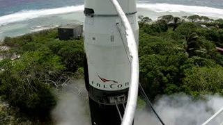 Update: SpaceX Falcon 1 Rocket Blew Up, Fourth Time's the Charm?